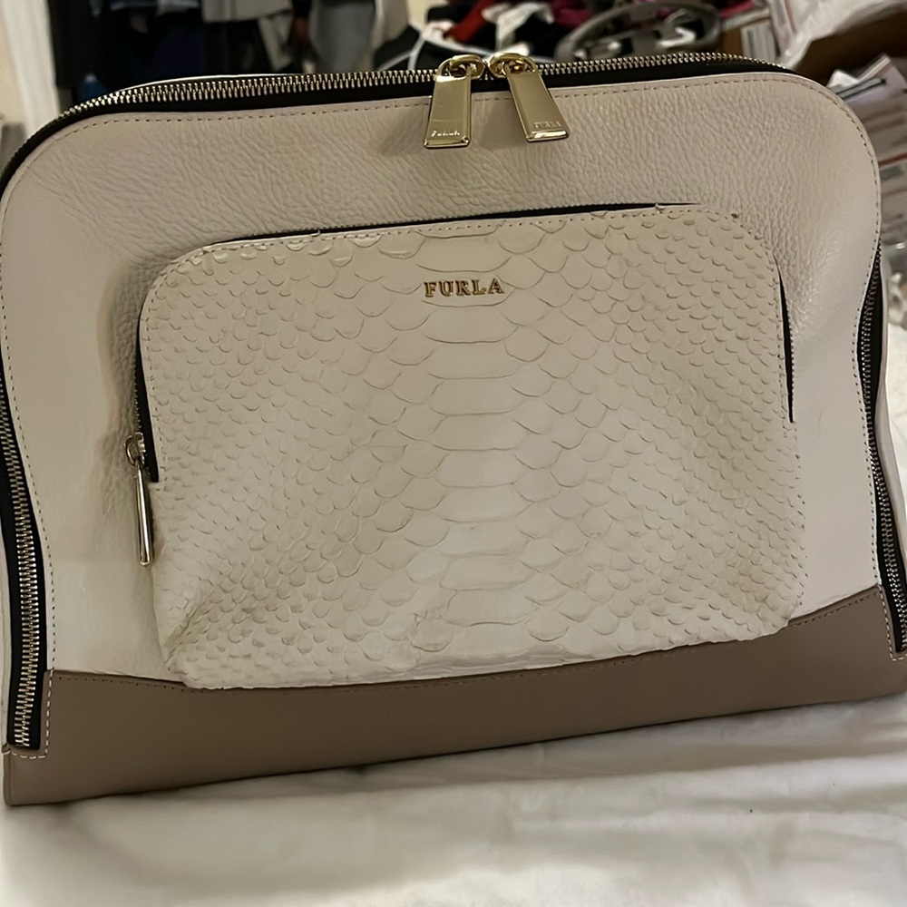 Furla Frieda Shoulder Handbag.  Tan & White w/ Dark Brown Handles & Bottom.